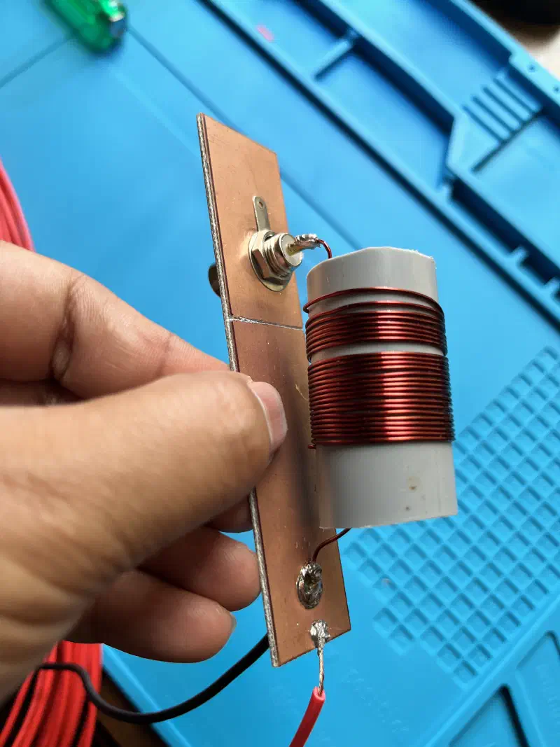 Figure 2: A failed LC circuit for a QRP EFHW